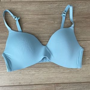 Auden Tshirt bra